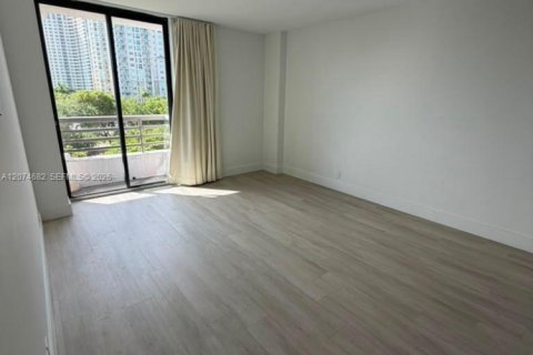 Copropriété à louer à Aventura, Floride: 2 chambres, 105.35 m2 № 2317152 - photo 12