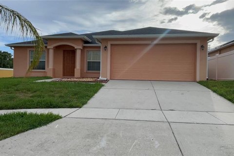 Villa ou maison à Davenport, Floride 4 chambres, 159.33 m2 № 2267441