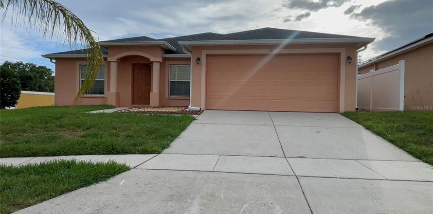 Villa ou maison à Davenport, Floride 4 chambres, 159.33 m2 № 2267441