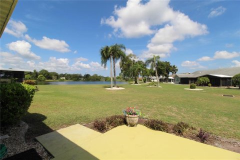 House in Sun City Center, Florida 2 bedrooms, 169.45 sq.m. № 2220871 - photo 28