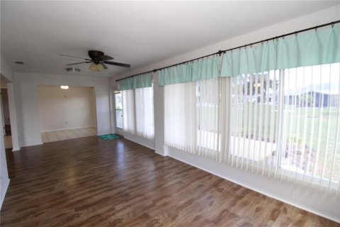 House in Sun City Center, Florida 2 bedrooms, 169.45 sq.m. № 2220871 - photo 10