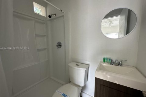 Commercial property in Hallandale Beach, Florida 1 bedroom, 97.83 sq.m. № 2001561 - photo 6