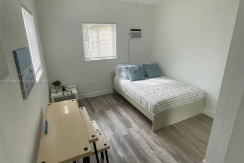 Commercial property in Hallandale Beach, Florida 1 bedroom, 97.83 sq.m. № 2001561 - photo 7