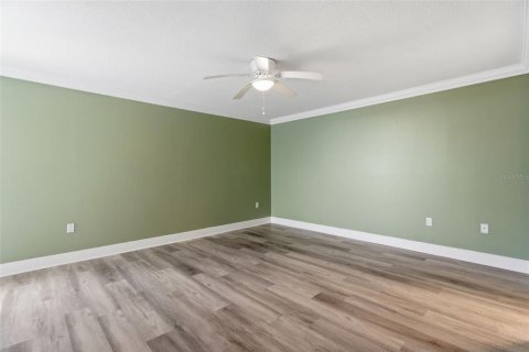 Condo in Tampa, Florida, 2 bedrooms  № 2227474 - photo 29