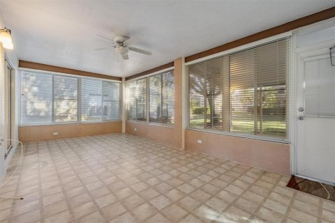 House in Trinity, Florida 3 bedrooms, 174.19 sq.m. № 1568847 - photo 19