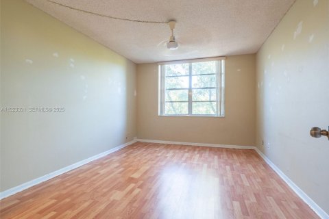 Copropriété à vendre à Plantation, Floride: 2 chambres, 97.92 m2 № 1977346 - photo 13