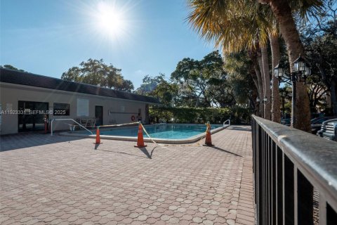 Copropriété à vendre à Plantation, Floride: 2 chambres, 97.92 m2 № 1977346 - photo 28