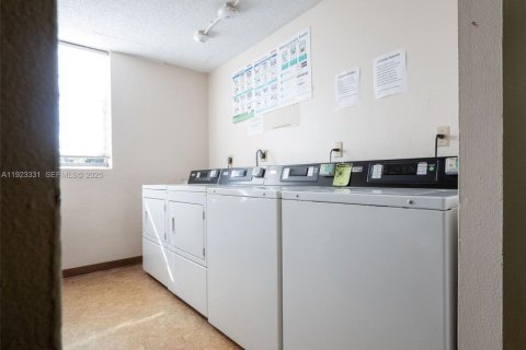 Copropriété à vendre à Plantation, Floride: 2 chambres, 97.92 m2 № 1977346 - photo 26