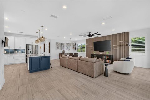 Villa ou maison à vendre à Bradenton, Floride: 3 chambres, 204.48 m2 № 2200131 - photo 10