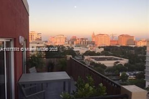 Condo in Miami, Florida, 2 bedrooms  № 1920174 - photo 6