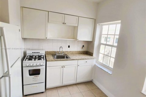 Снять в аренду виллу или дом в Майами-Бич, Флорида 578.97м2, № 1945344 - фото 5