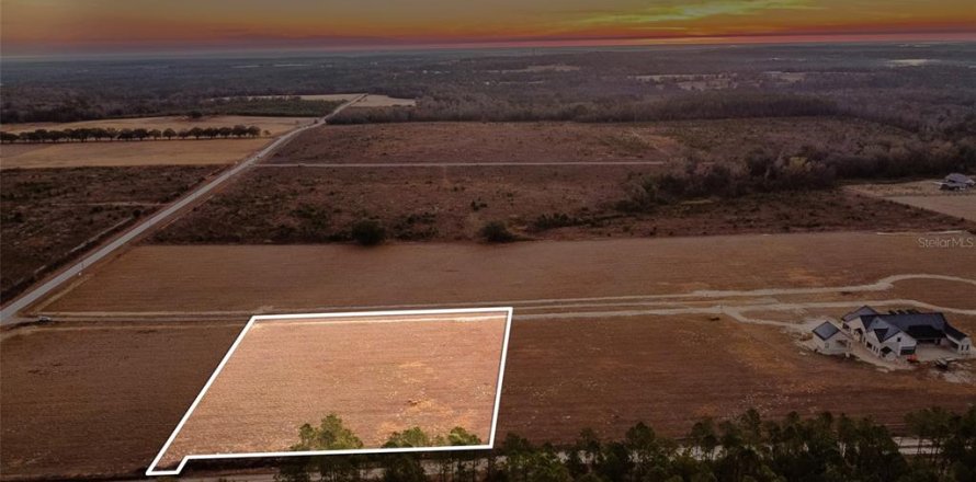 Land in Brooksville, Florida № 2143493