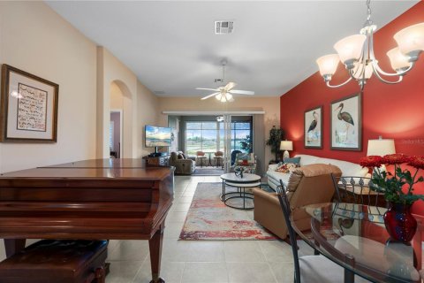 House in Port Charlotte, Florida 2 bedrooms, 128.86 sq.m. № 2393444 - photo 17