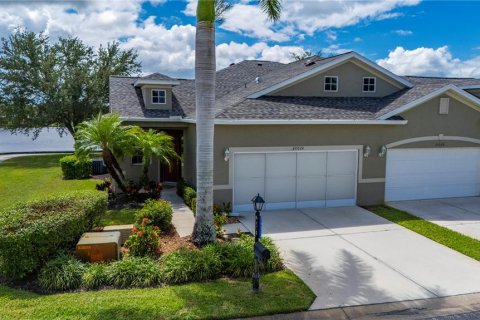 House in Port Charlotte, Florida 2 bedrooms, 128.86 sq.m. № 2393444
