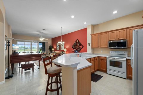 House in Port Charlotte, Florida 2 bedrooms, 128.86 sq.m. № 2393444 - photo 11