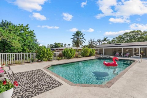 House in Venice, Florida 4 bedrooms, 216.37 sq.m. № 2195734 - photo 26