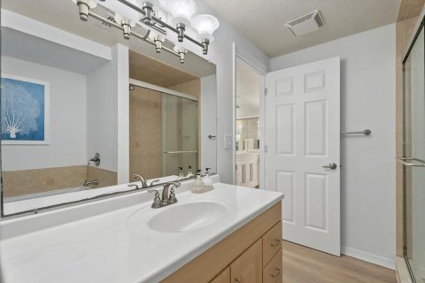House in Venice, Florida 4 bedrooms, 216.37 sq.m. № 2195734 - photo 22