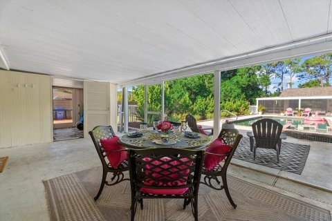 House in Venice, Florida 4 bedrooms, 216.37 sq.m. № 2195734 - photo 30