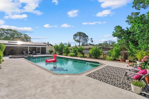 House in Venice, Florida 4 bedrooms, 216.37 sq.m. № 2195734 - photo 27