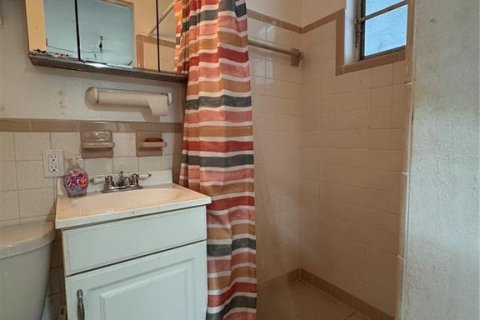 House in Clearwater, Florida 2 bedrooms, 96.15 sq.m. № 2347851 - photo 17