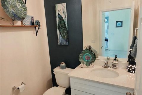 Casa en venta en Eustis, Florida, 4 dormitorios, 204.11 m2 № 2102476 - foto 16