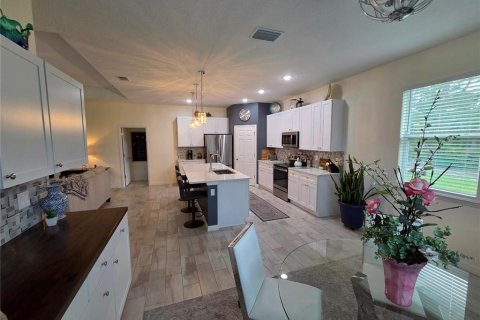 Casa en venta en Eustis, Florida, 4 dormitorios, 204.11 m2 № 2102476 - foto 14