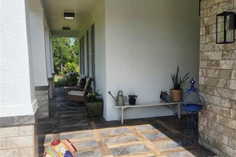 Casa en venta en Eustis, Florida, 4 dormitorios, 204.11 m2 № 2102476 - foto 6
