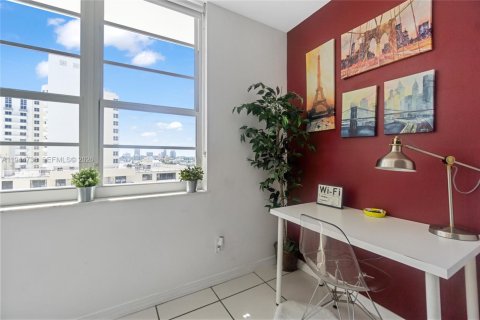 Copropriété à vendre à Miami Beach, Floride: 1 chambre, 49.24 m2 № 2001365 - photo 13