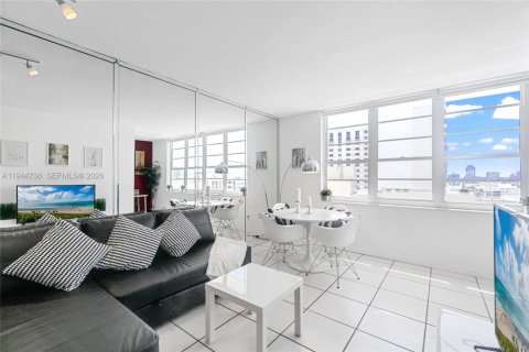 Condo à Miami Beach, Floride, 1 chambre  № 2001365