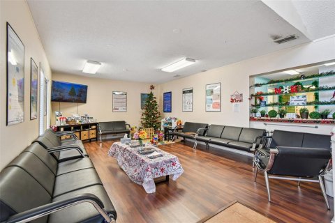 Immobilier commercial à vendre à Safety Harbor, Floride: 354.14 m2 № 2198972 - photo 5