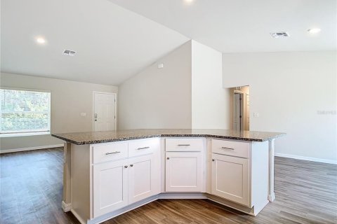 Casa en venta en Port Charlotte, Florida, 4 dormitorios, 150.22 m2 № 1888613 - foto 6