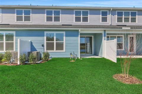 Townhouse in Saint Augustine, Florida 3 bedrooms, 163.51 sq.m. № 2330996 - photo 6