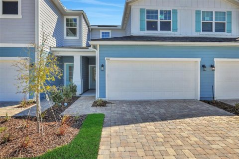 Townhouse in Saint Augustine, Florida 3 bedrooms, 163.51 sq.m. № 2330996 - photo 5