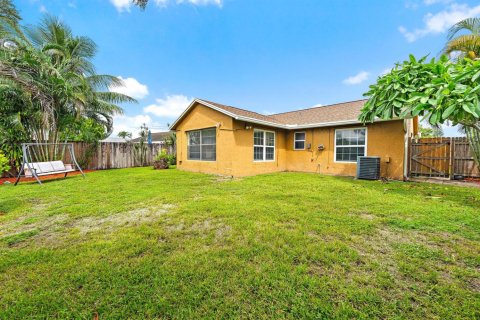 Villa ou maison à vendre à Jupiter, Floride: 3 chambres, 132.66 m2 № 2394775 - photo 15
