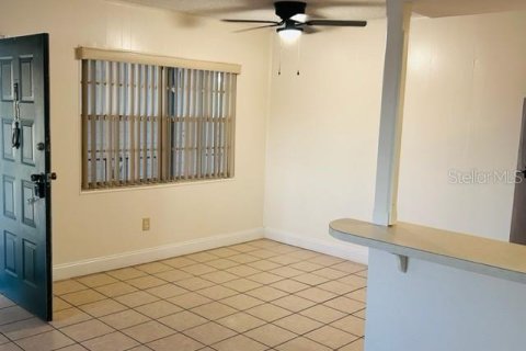 Condo in Orlando, Florida, 2 bedrooms  № 2143379 - photo 5