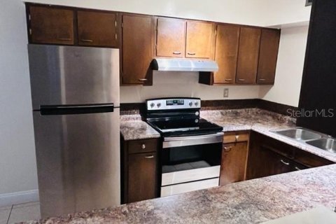 Condo in Orlando, Florida, 2 bedrooms  № 2143379 - photo 8