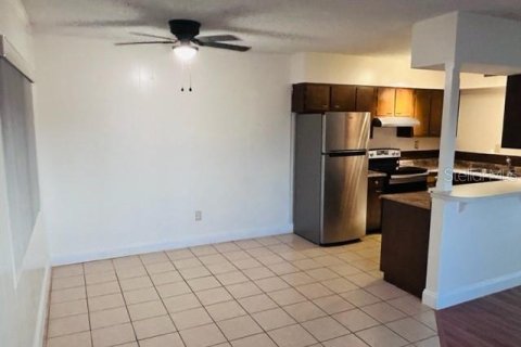 Condo in Orlando, Florida, 2 bedrooms  № 2143379 - photo 6