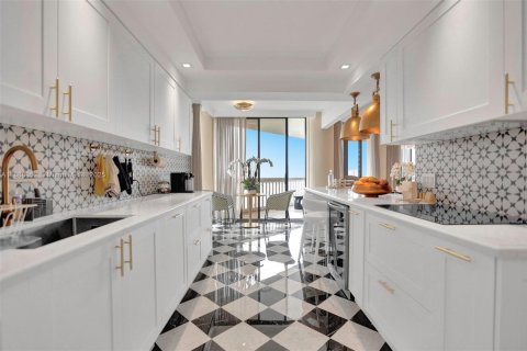 Copropriété à vendre à Aventura, Floride: 2 chambres, 185.8 m2 № 1946303 - photo 14