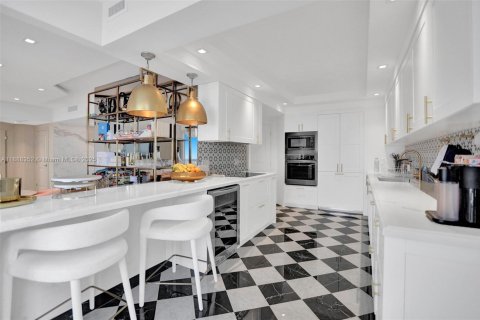 Copropriété à vendre à Aventura, Floride: 2 chambres, 185.8 m2 № 1946303 - photo 29