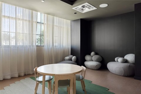 Copropriété à louer à Miami, Floride: 3 chambres, 115.76 m2 № 2168762 - photo 17