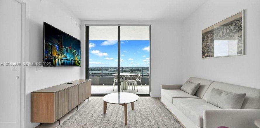 Condo à Miami, Floride, 3 chambres  № 2168762
