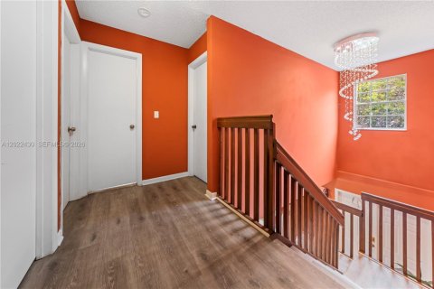 Villa ou maison à vendre à Cutler Bay, Floride: 4 chambres, 184.69 m2 № 2078380 - photo 20