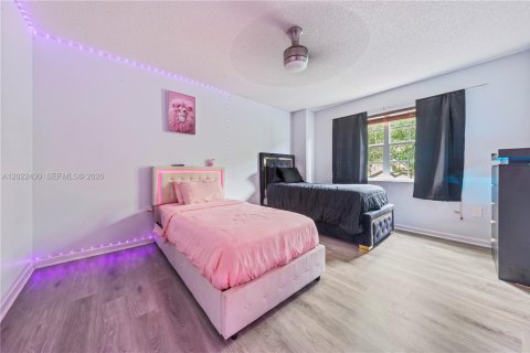 Villa ou maison à vendre à Cutler Bay, Floride: 4 chambres, 184.69 m2 № 2078380 - photo 22