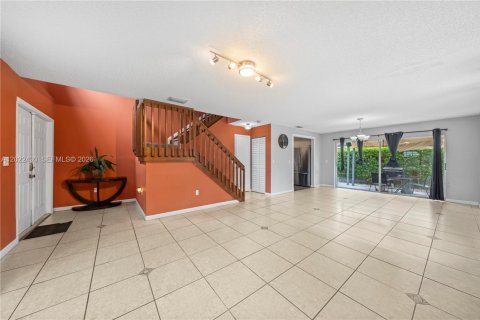 Villa ou maison à vendre à Cutler Bay, Floride: 4 chambres, 184.69 m2 № 2078380 - photo 14