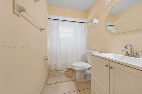 Villa ou maison à vendre à Cutler Bay, Floride: 4 chambres, 184.69 m2 № 2078380 - photo 19