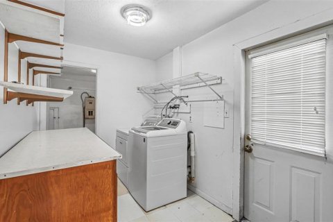House in Lakeland, Florida 3 bedrooms, 136.01 sq.m. № 2426032 - photo 18