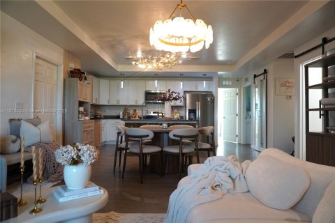 Купить виллу или дом в Лабель, Флорида 3 спальни, 130.71м2, № 1968453 - фото 8