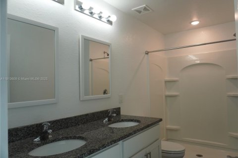 Купить виллу или дом в Лабель, Флорида 3 спальни, 130.71м2, № 1968453 - фото 24