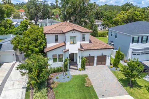 Купить виллу или дом в Лейкленд, Флорида 9 комнат, 274.06м2, № 2217585 - фото 3