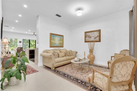 Купить виллу или дом в Майами, Флорида 3 спальни, 166.2м2, № 2006383 - фото 7